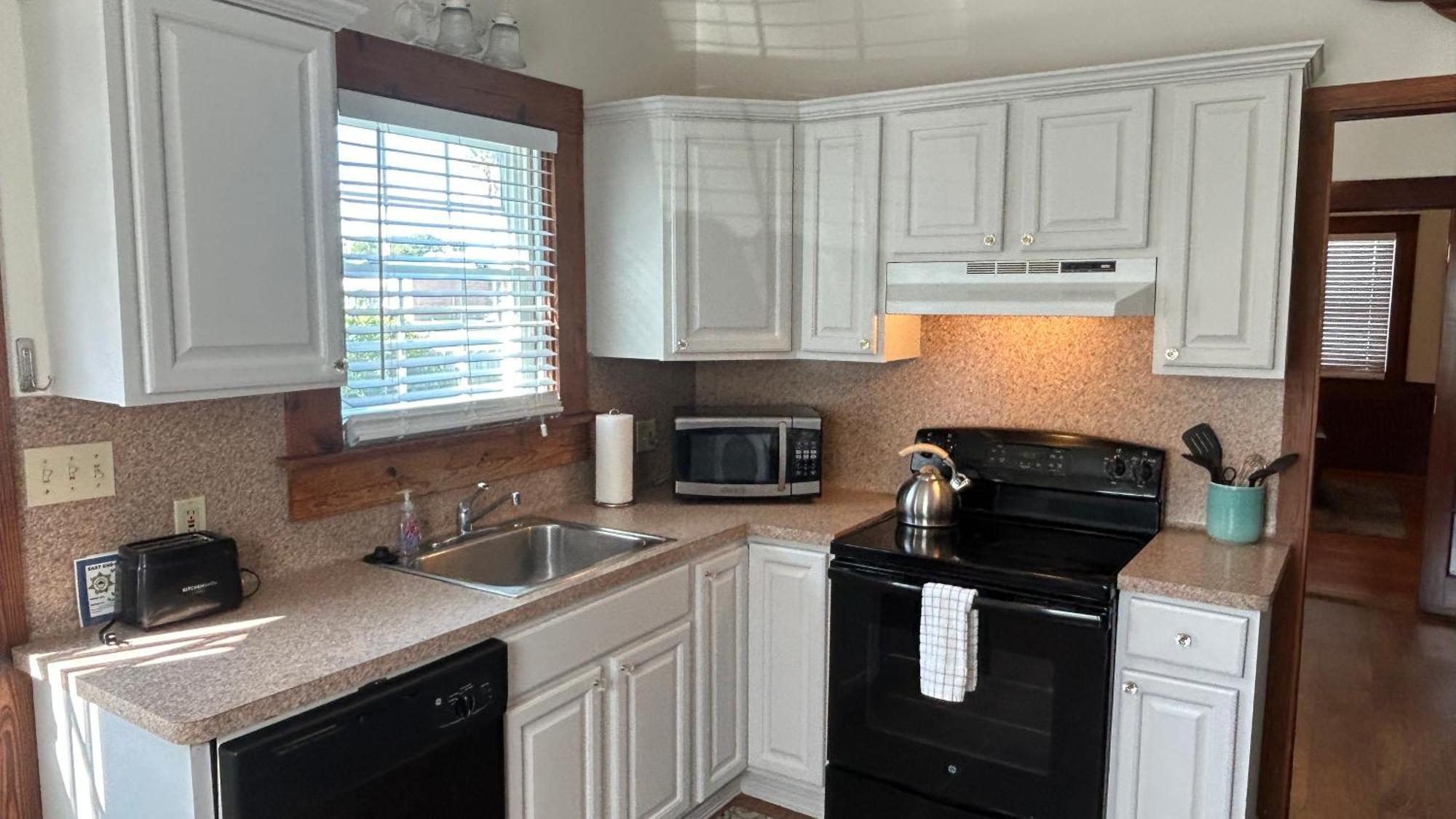 Galveston 'Blue Bungalow' - Walk To Beach! Kamer foto